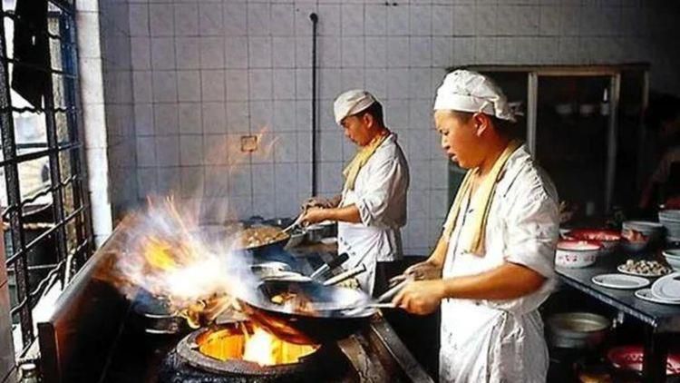 婶婶的白色内衣