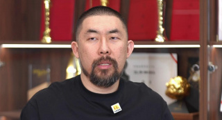 小兄弟